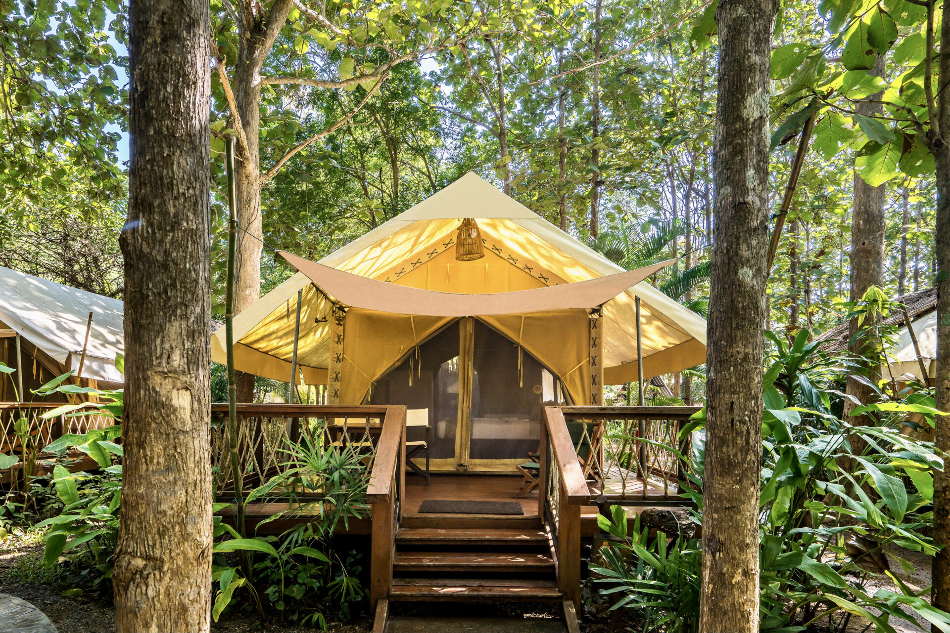 hintok glamping camp resort kanchanaburi river-kwai-noi hellfire-pass