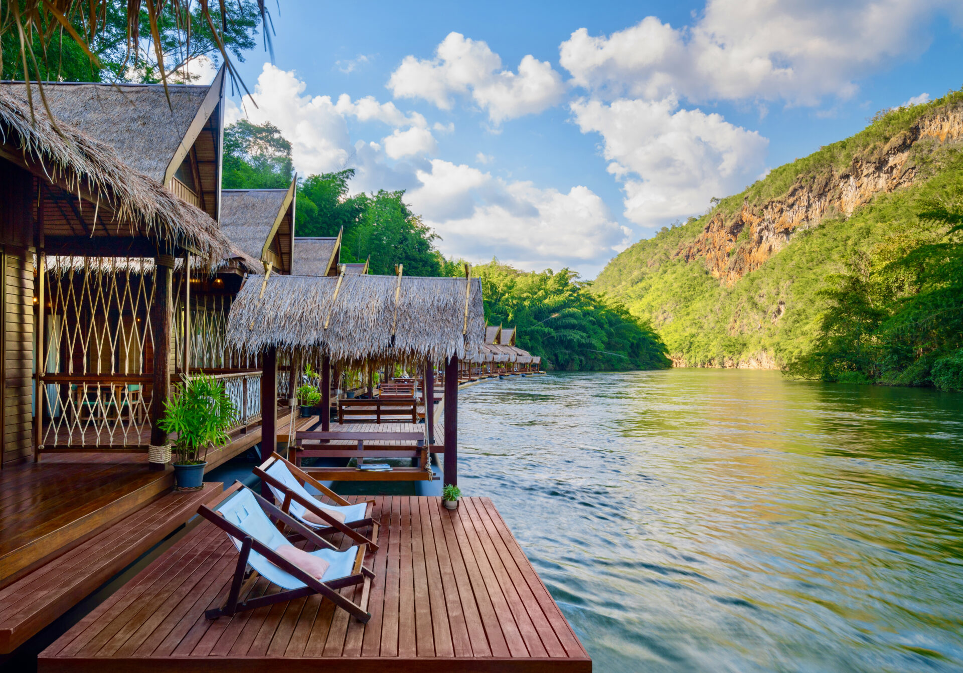 hotel floathouse river kwai resort