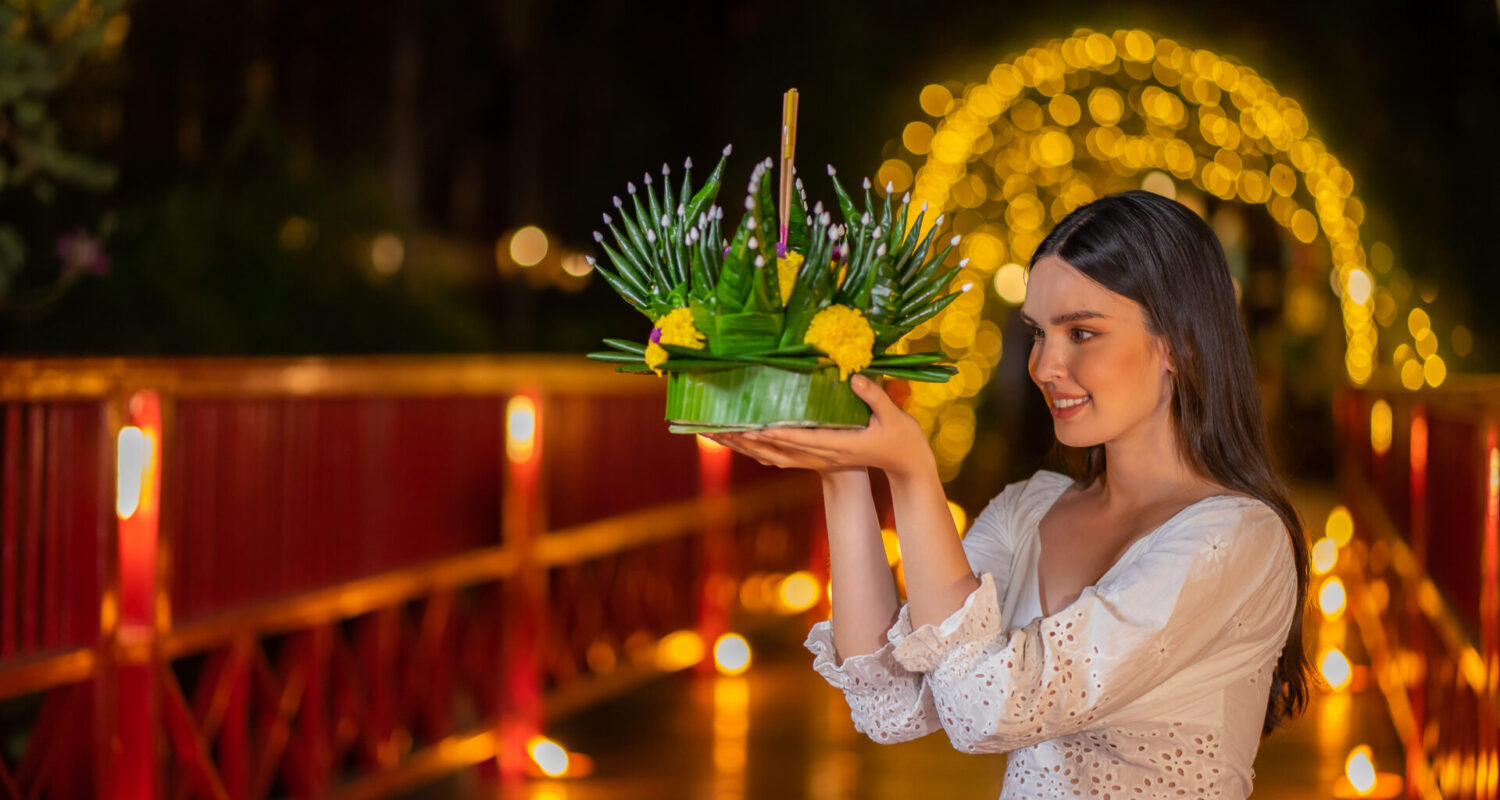 ลอยกระทง loy krathong sukhothai สุโขทัย serenata legendha