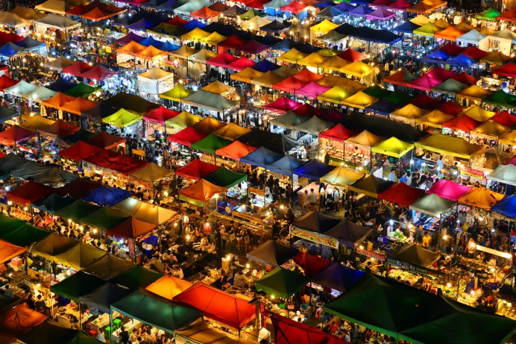 10 ตลาดถนนคนเดินทั่วไทย