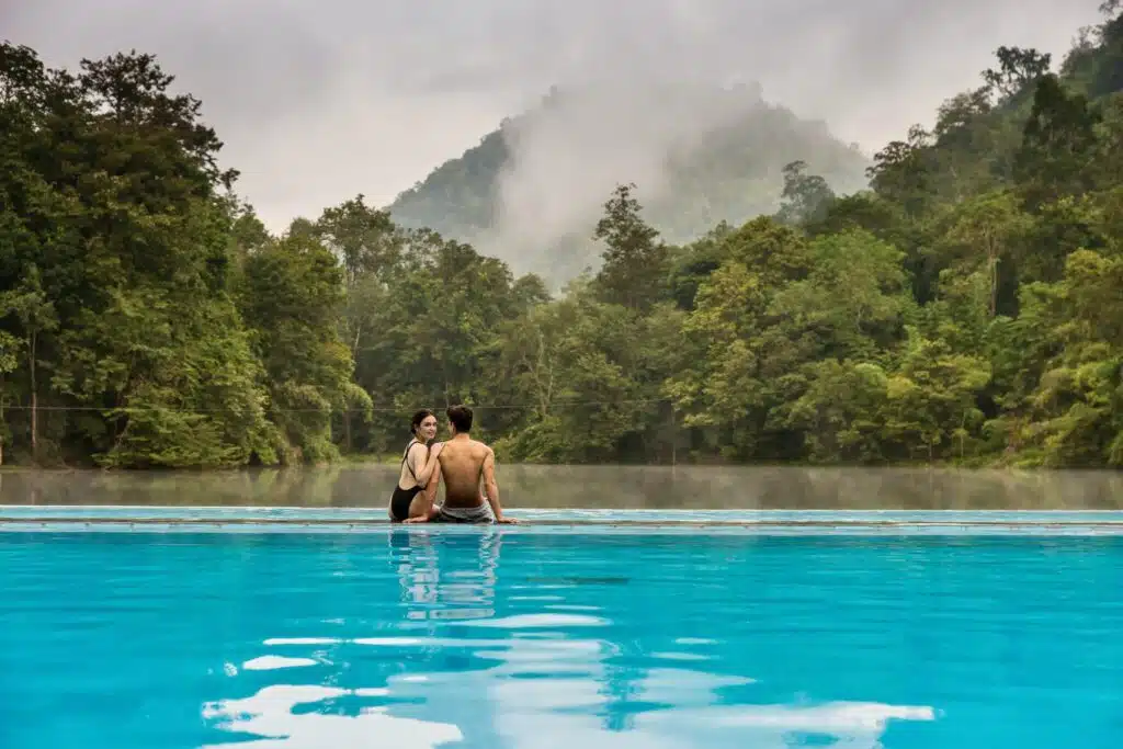 SERENATA Hotels Group: แนวหน้าของการท่องเที่ยวเชิงอนุรักษ์ สร้างสรรค์การเดินทางที่ยั่งยืนในไทย 2 Home Phutoey River Kwai  Natural Hot Spring