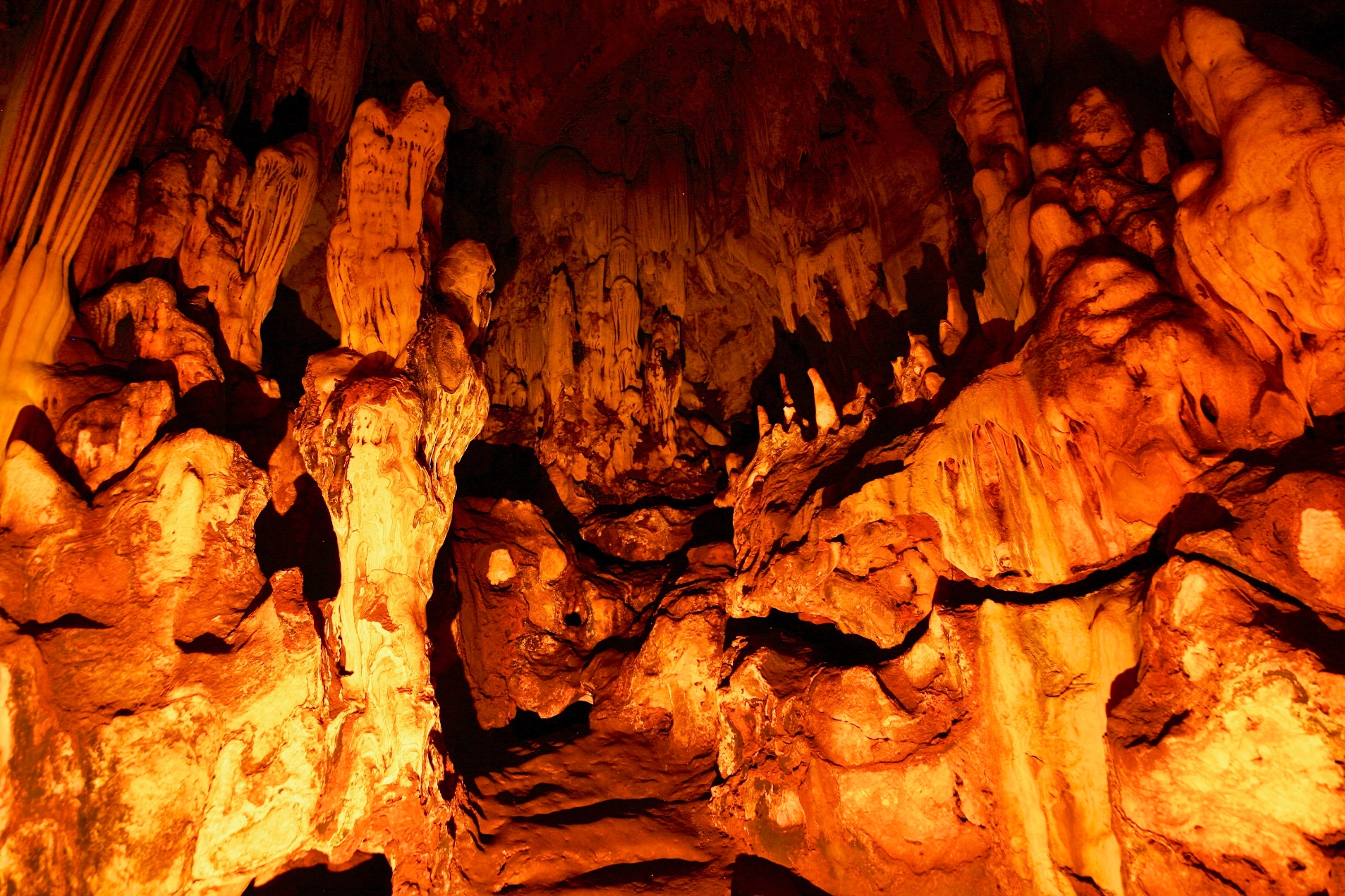 ถ้ำละว้า – ถ้ำหินงอกหินย้อยแห่งไทรโยค มหัศจรรย์แห่งกาญจนบุรี 5 ถ้ำละว้า